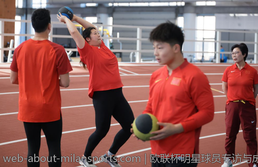 欧联杯明星球员专访与成长故事